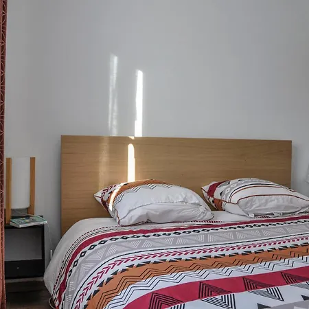 T2 Independant Heas Apartment